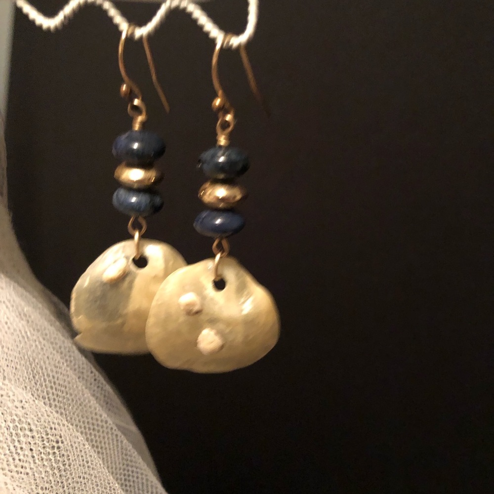 GENUINE SHELL & BEAD PIERCED EARRINGS